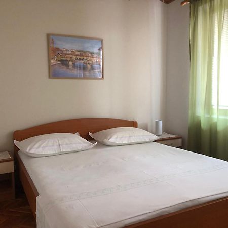 Apartments Leut Drašnice Eksteriør billede