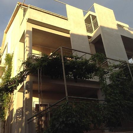 Apartments Leut Drašnice Eksteriør billede